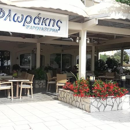Hotel Florakis Ливанатес Экстерьер фото