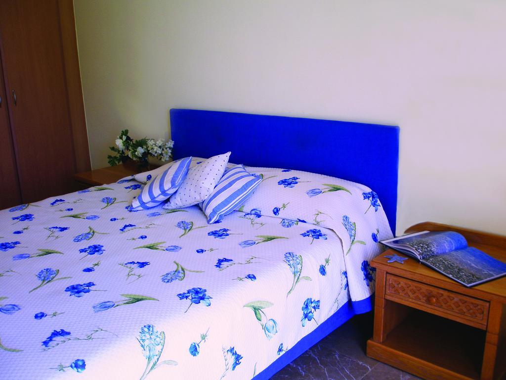 Hotel Florakis Ливанатес Номер фото