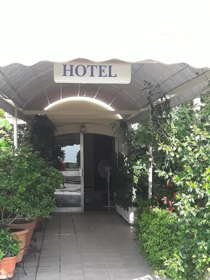 Hotel Florakis Ливанатес Экстерьер фото
